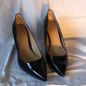 Sexy Patent Black Office Pumps 👄